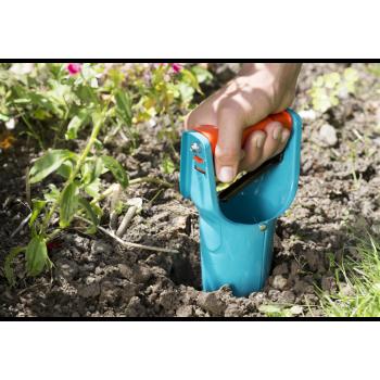 Sádzač kvetinových cibuliek